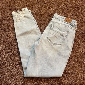 American Eagle Mom Jean